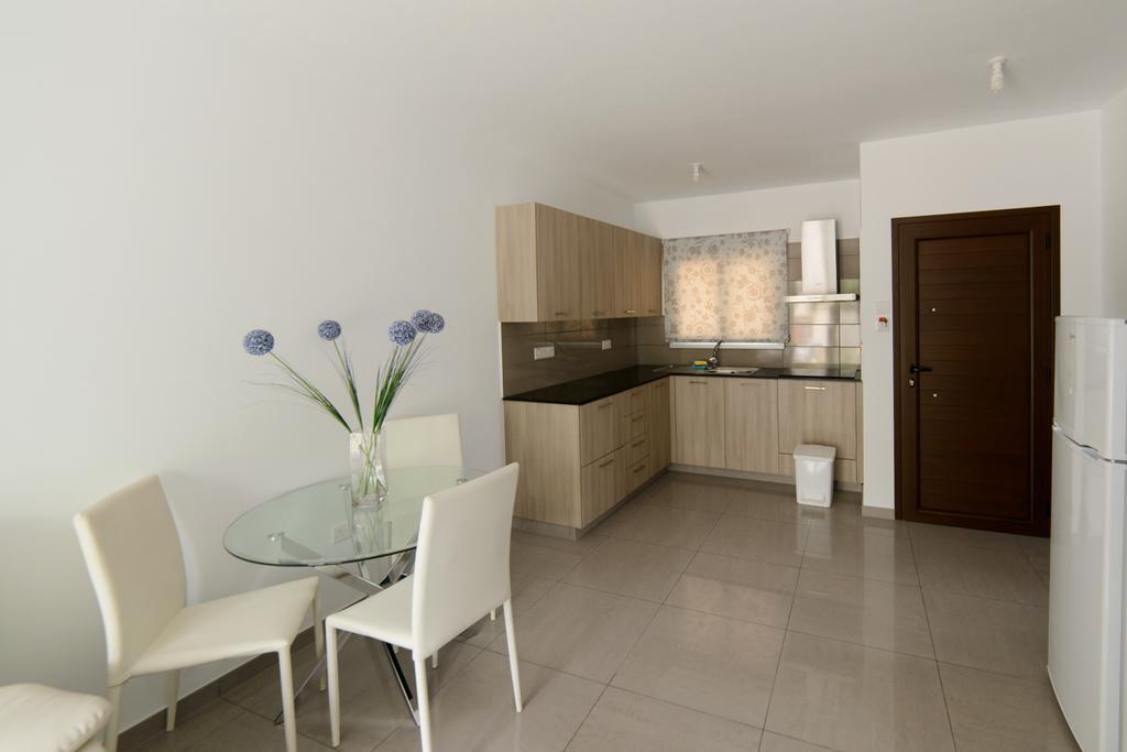 Apartamento Katalimata Court Ayia Napa Exterior foto